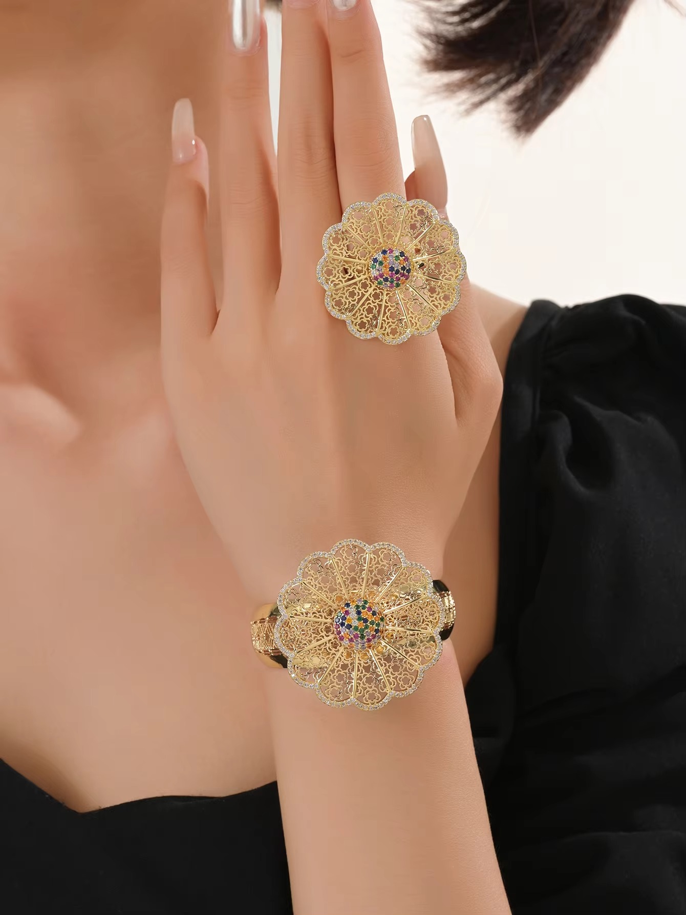 Picture of 18K Gold Ring Bracelet Set Colored Enamel Zircon Flower Hollow Ladies' Copper